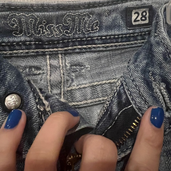 Miss Me Jeans - Picture 2 of 7